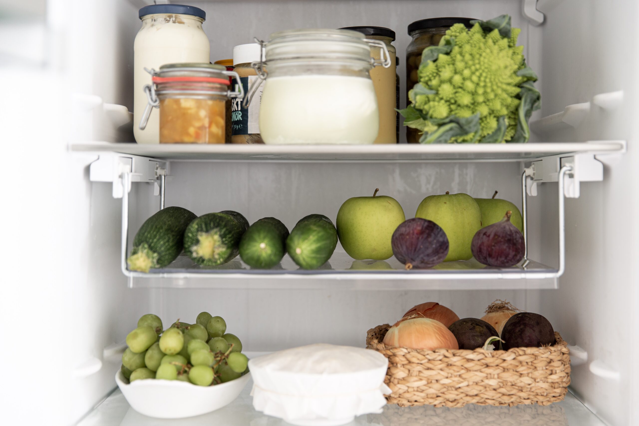 Så organiserar du kylskåpet